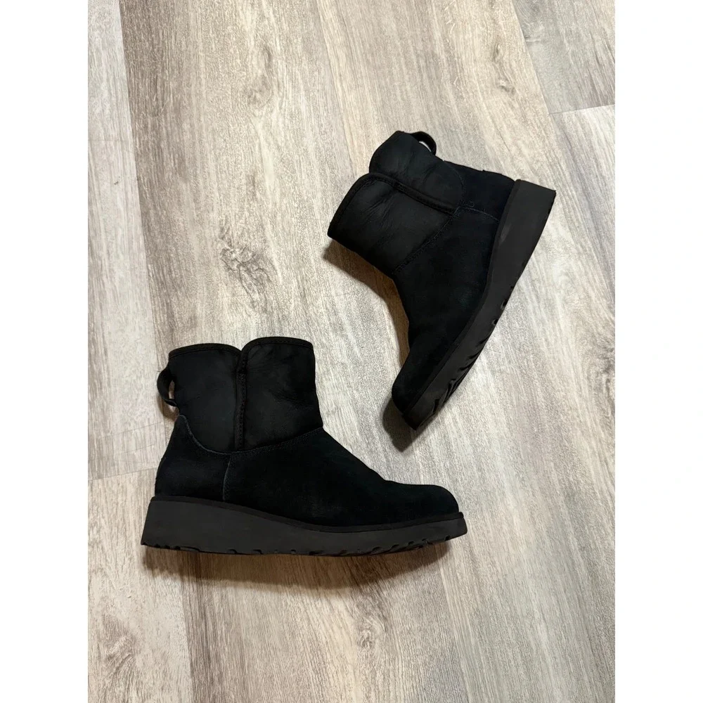 UGG Cory II Black Suede‎ Sheepskin Lined Ankle Wedge Boots 1012497 Womens 7